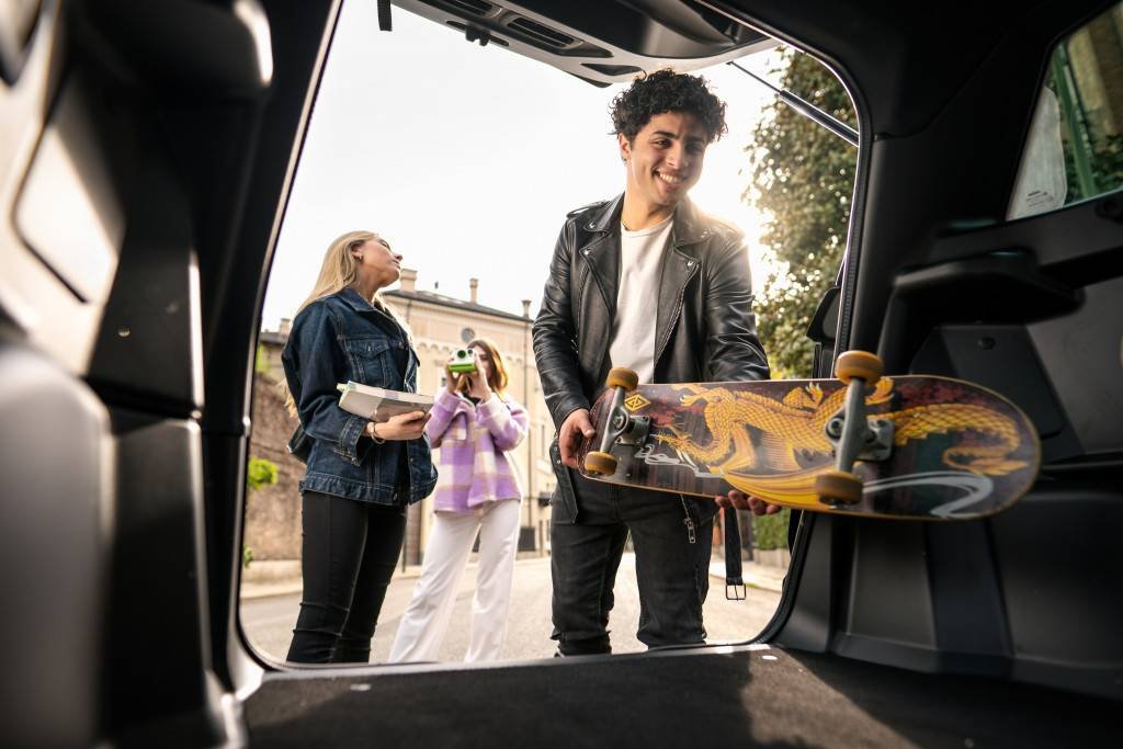 A PROPOS 1 voiture sans permis,spécialiste voiture sans permis,voiture sans permis occasion,petite citadine,utilitaire léger